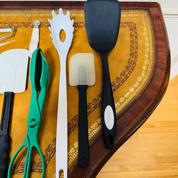 Various Kitchen Utensils Lot of 9 New & Used - Picture 3 of 5